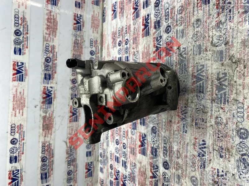 5K0820803E - KLIMA KOMPRESORU