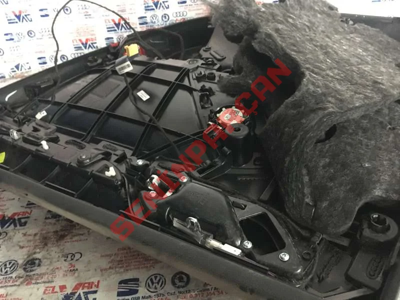 8V0035399D - HOPARLOR KAPAGI