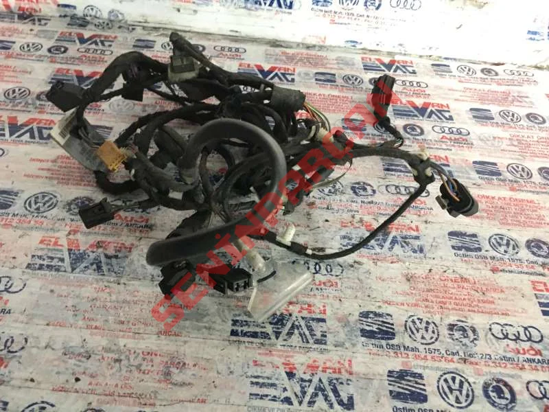 8K0971104C - TAMPON HAT DEMETI