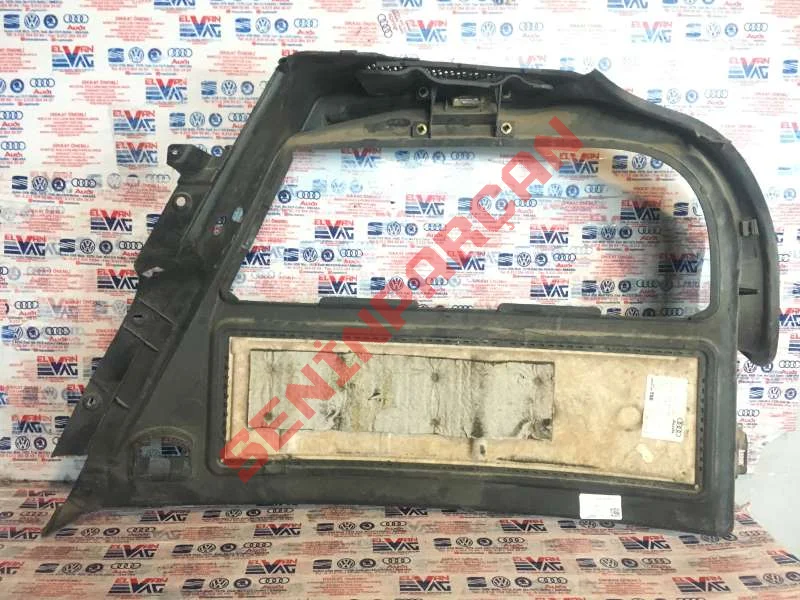 8L4863879 - BAGAJ BÖLMESI KAPLAMASI