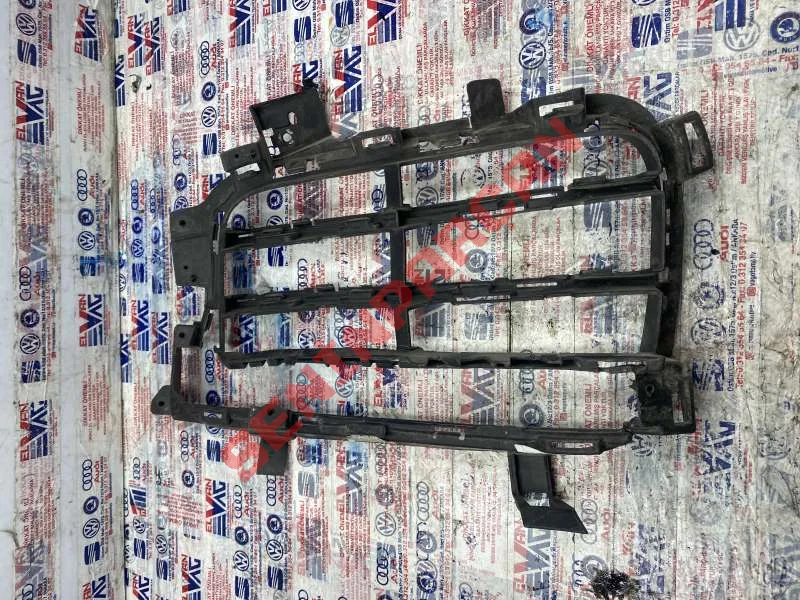 9Y0807681 - ÖN TAMPON DIŞ ALT IZGARA