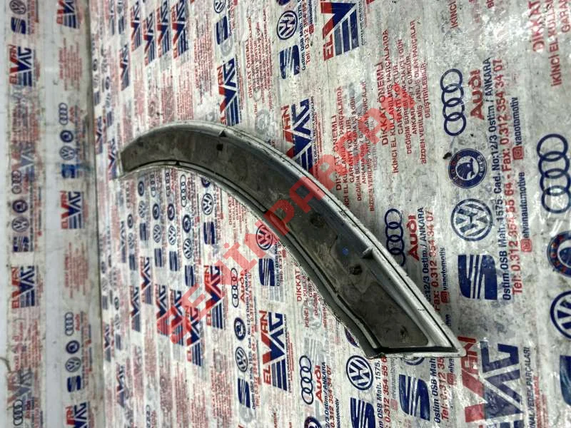 4M0854820E - JANT KAPAĞI