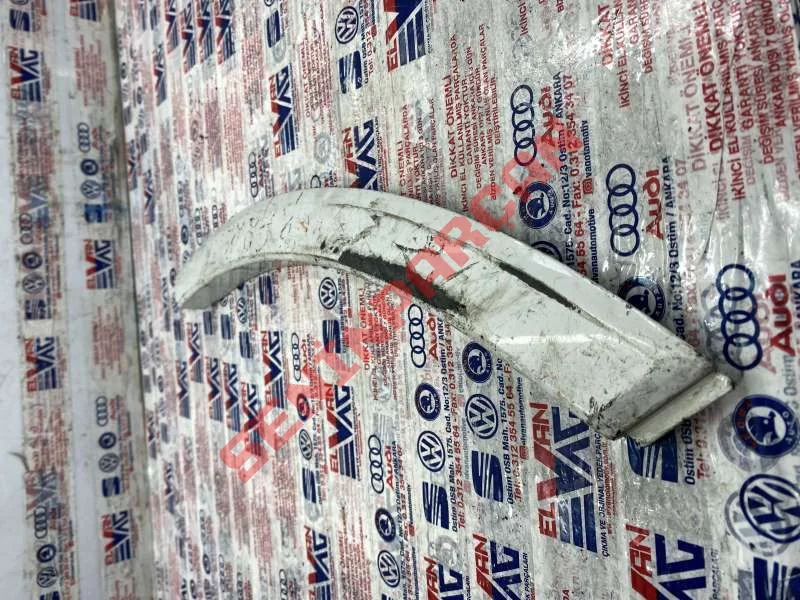 4M0854820E - JANT KAPAĞI