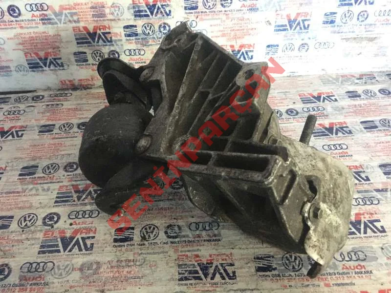 8A0199351A - TRAVERS TAKOZUNA SAHIP