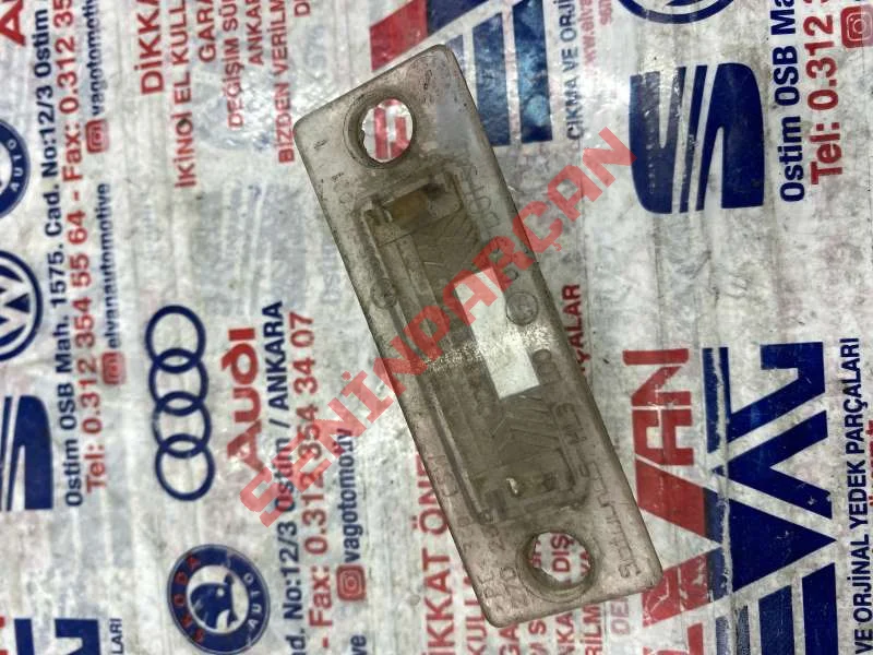 3B5943021 - PLAKA LAMBASI