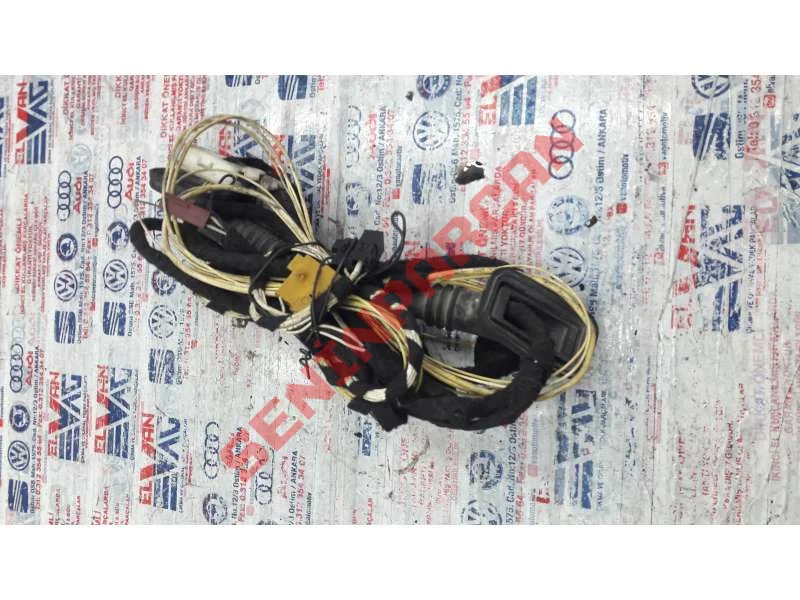 3B0972722 - KABLO SOKETI