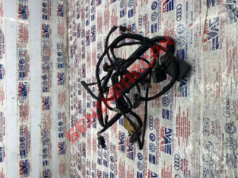 6X0973817 - KABLO SOKETI