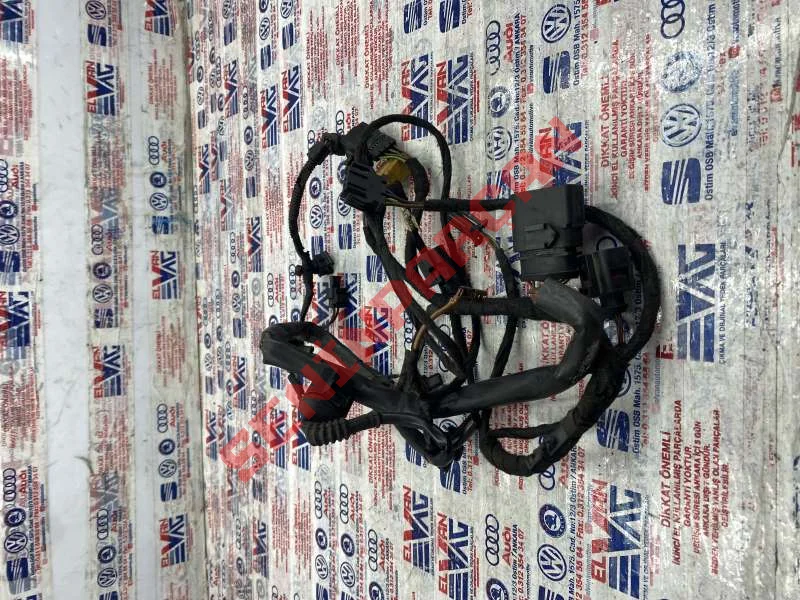 6X0973817 - KABLO SOKETI