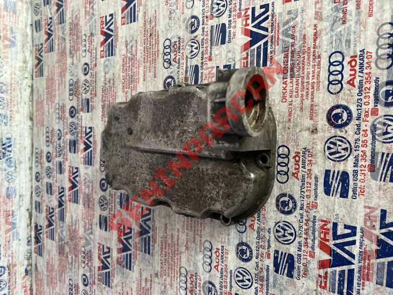 078103773A - BAŞLIK KAPAĞI