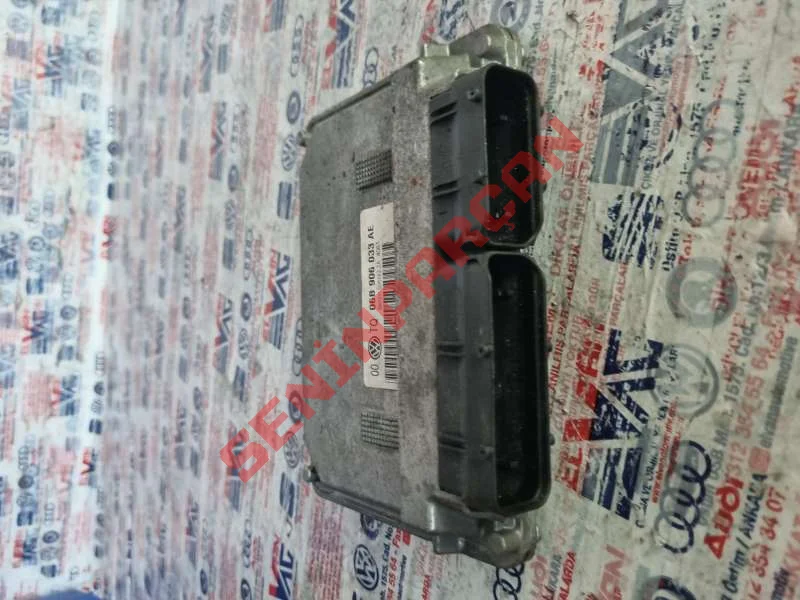 06B906033AE - BENZINLI MOTOR KONTROL ÜNITESI
