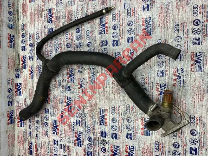 4A0121101G - HORTUMRADYATOR