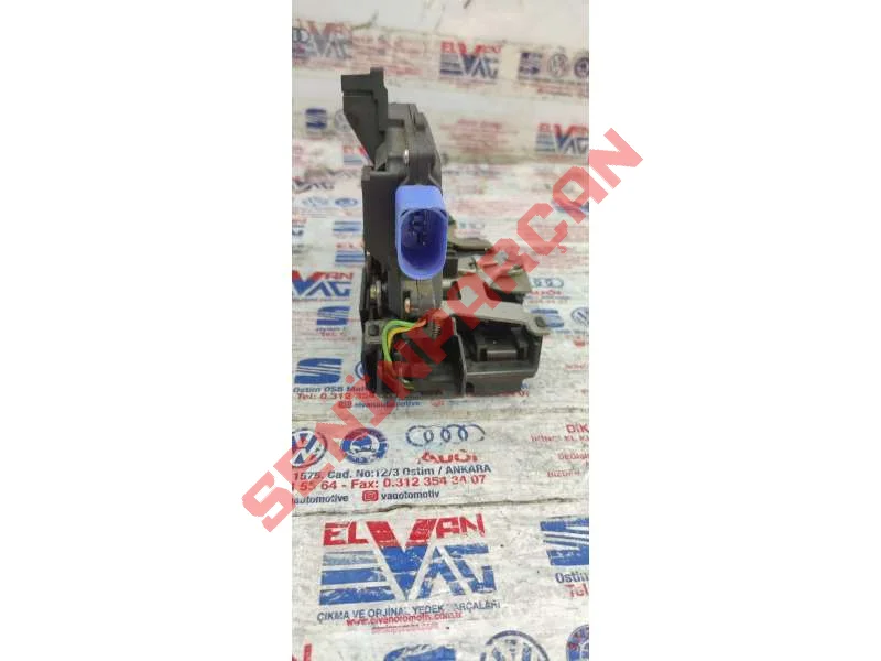 7L0839015 - KAPI KILIDI