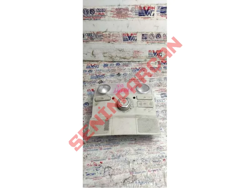 1K0947125P - AYDINLATMA CAMI PLASTIK