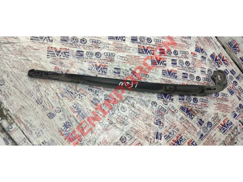 1P0955410A - AERO SİLECEK KOLU