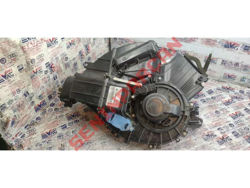 7H0819359 - ISITICI ÜFLEME MOTORU MATRİS KUTUSU