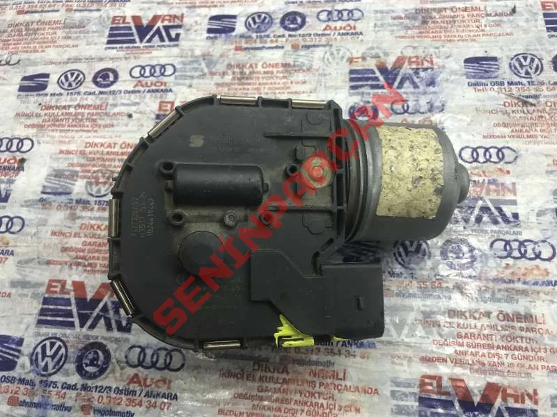 1P0955119C - SILECEK MOTORU