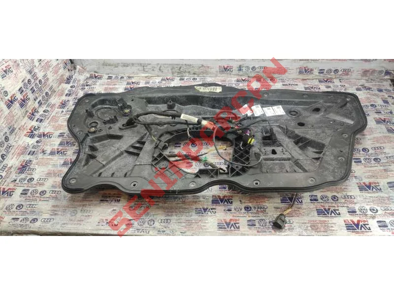 1Q0837756 - KAPIKOLUBRAKETI