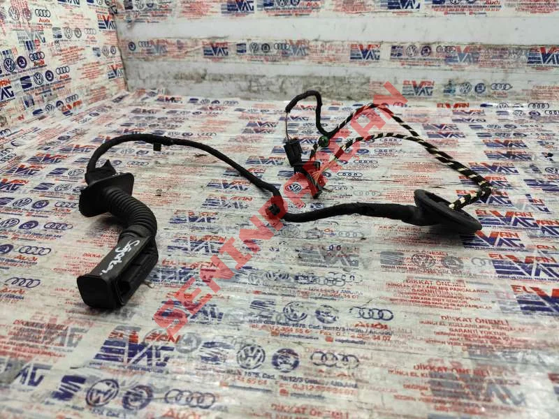 5K0972708 - KABLO SOKETI