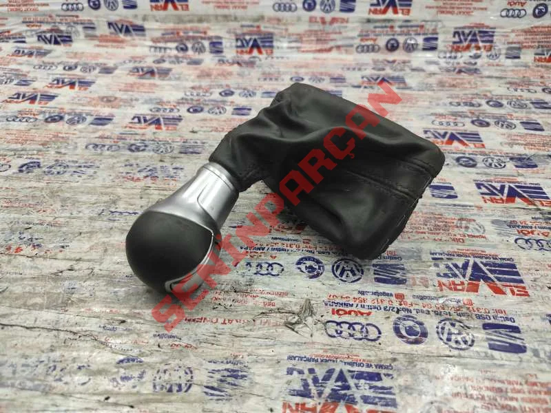 8V1713139G - VİTES KOLU TOPUZU (DERİ)