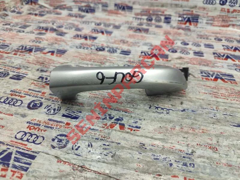 1K8837205E - KAPI KOLU, DIŞ