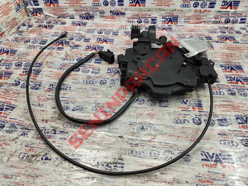 7H0843654CB - SURGULU KAPI KILIDI