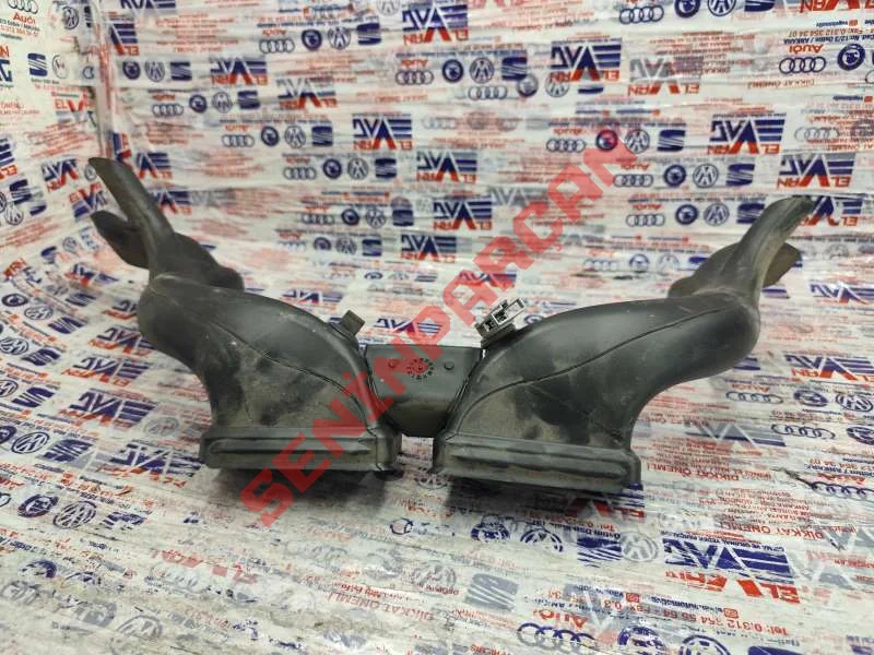 7E1819167 - AYAK BÖLMESI HAVA ÇIKIŞ KANALI