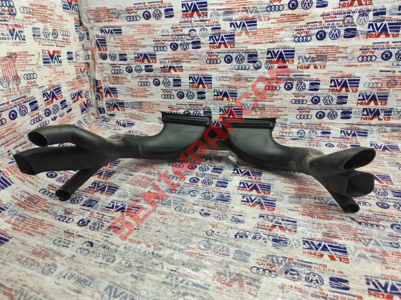 7E1819167 - AYAK BÖLMESI HAVA ÇIKIŞ KANALI