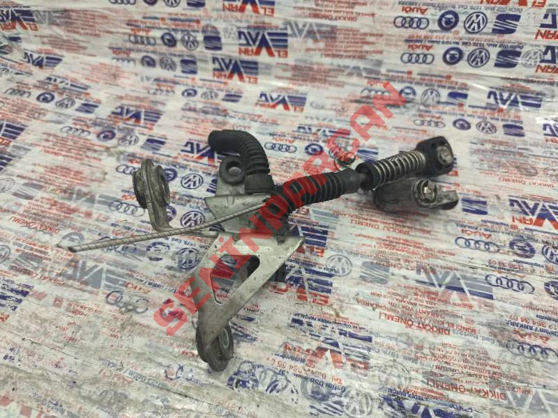 1K0711202A - VITESKOLULEVYESI