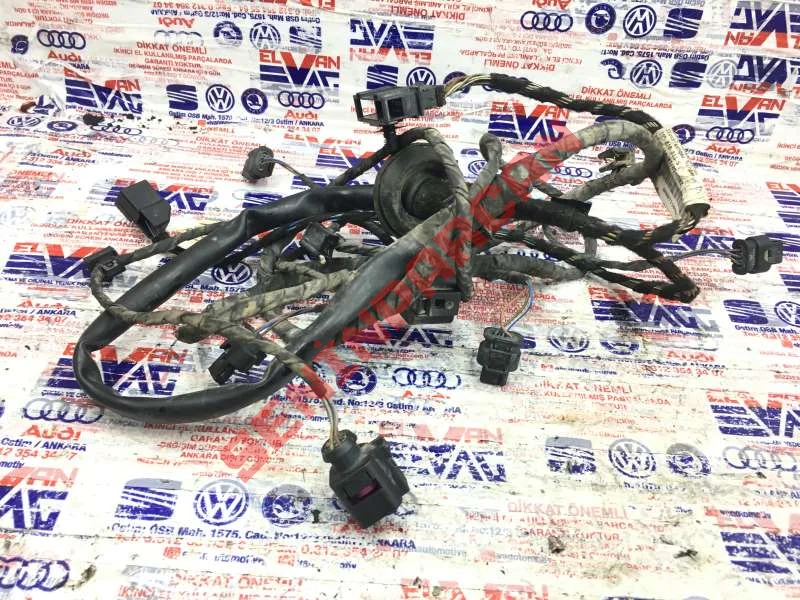 8R0971104AC - TAMPON HAT DEMETI