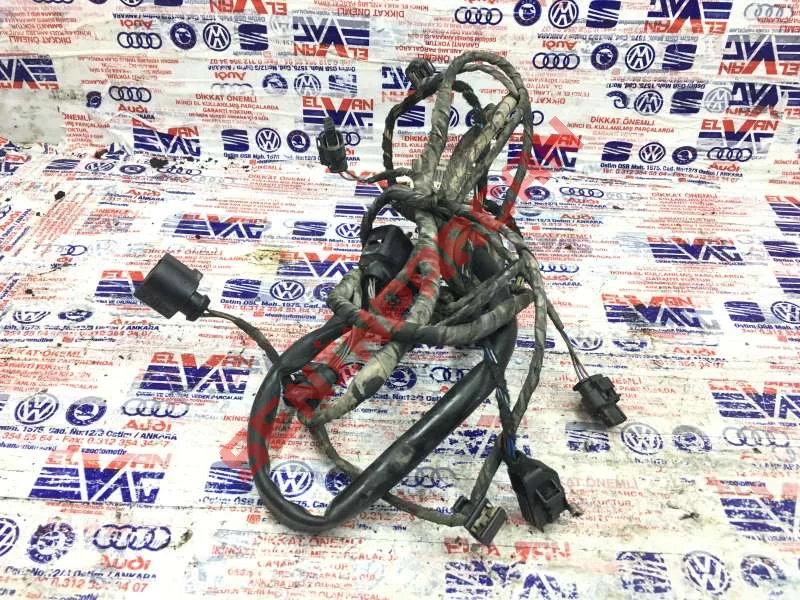 8R0971104AC - TAMPON HAT DEMETI