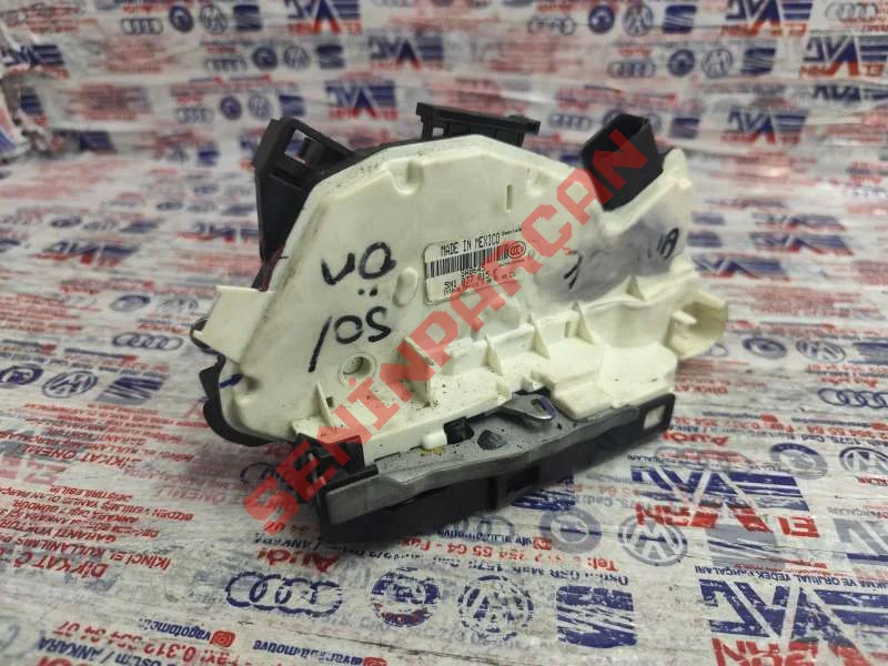 5N1837015F - KAPI KILIDI