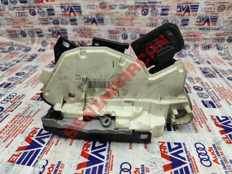 5E1837015A - KAPI KILIDI