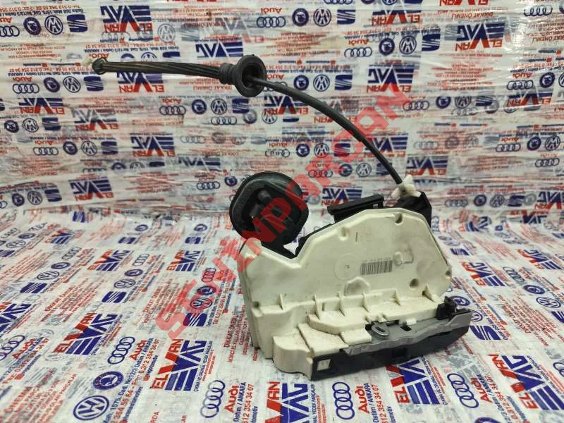 5K4839016B - KAPI KILIDI