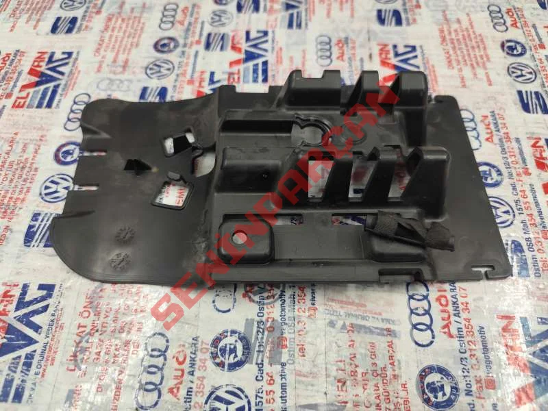 8W0953512C - KAPLAMA ALT PARÇA