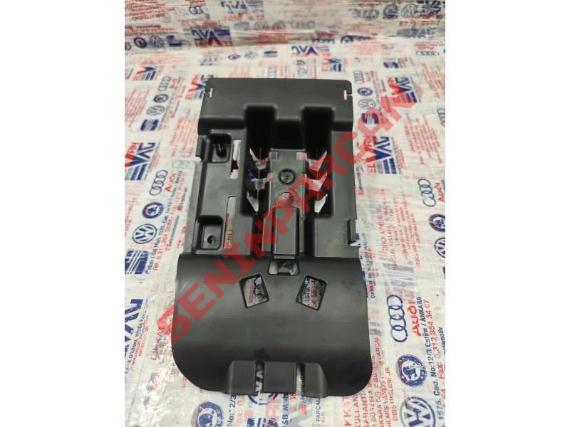 8W0953512C - KAPLAMA ALT PARÇA