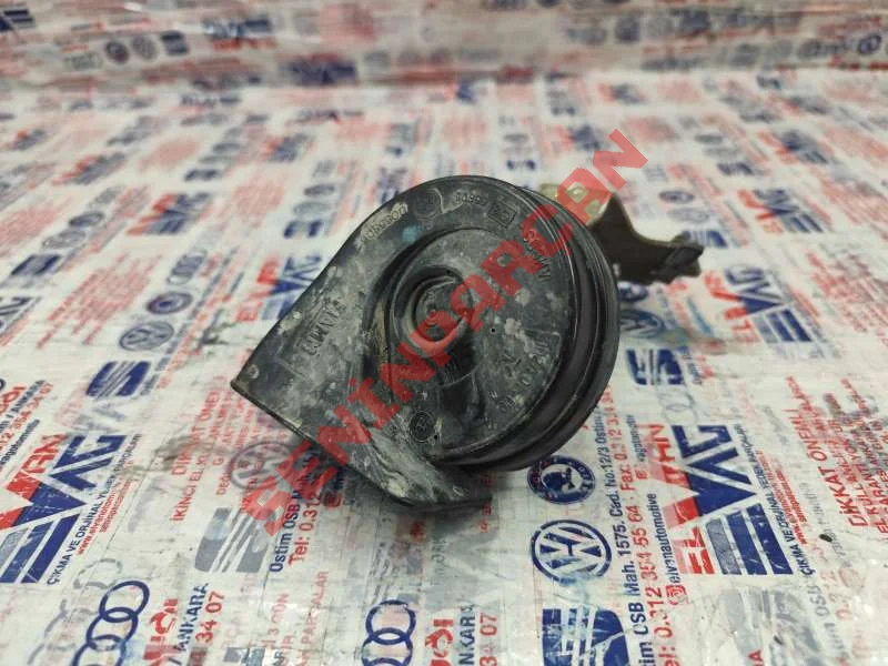 3G0951182 - KORNA BRAKETI