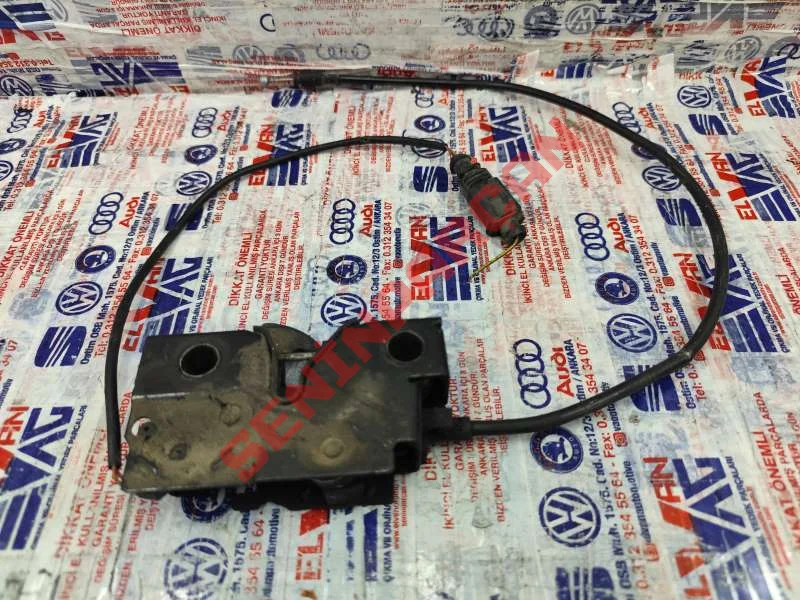 6C1823509 - KAPUT KILIDI