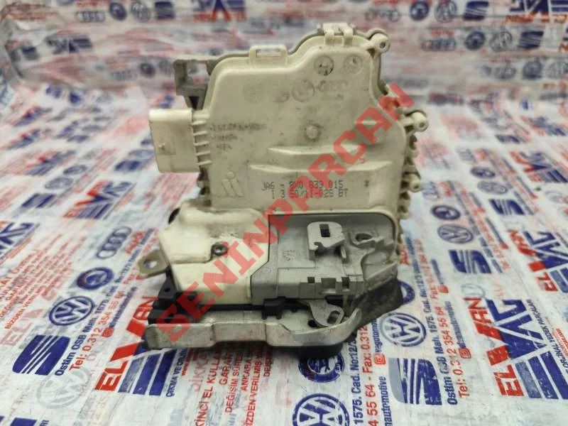 8X0839015 - KAPI KILIDI