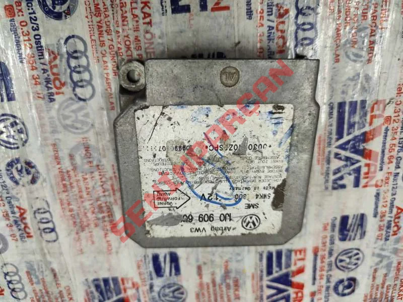 1J0909609A - KONTROLUNITESI