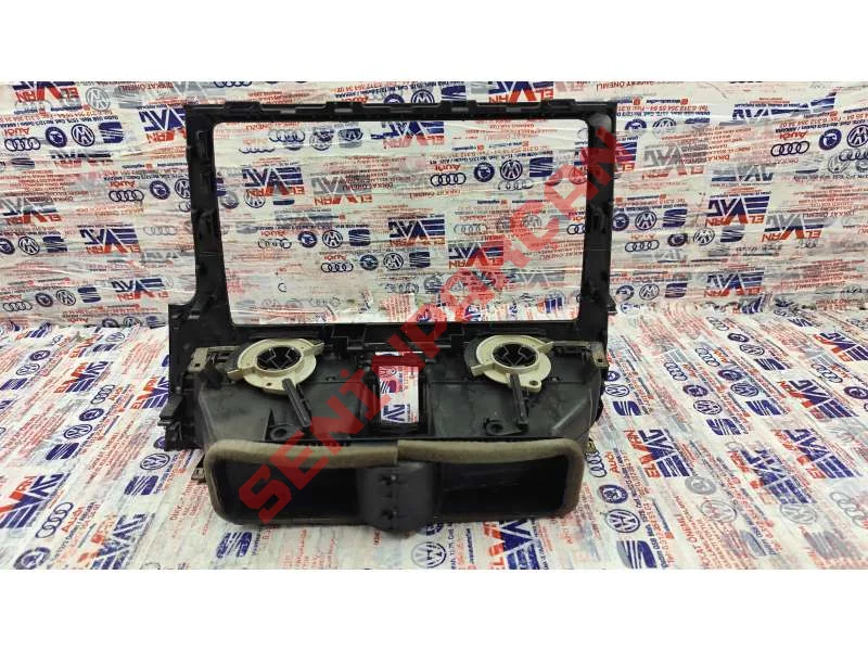 5G1815735C - GOLF ORTA KONSOL HAVALANDIRMA IZGARASI