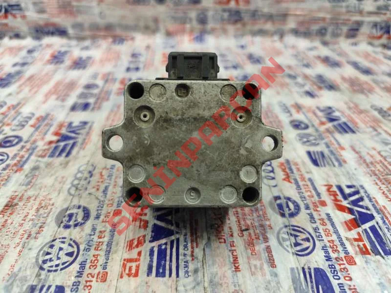 6N0905104 - KONTAK KILIDI