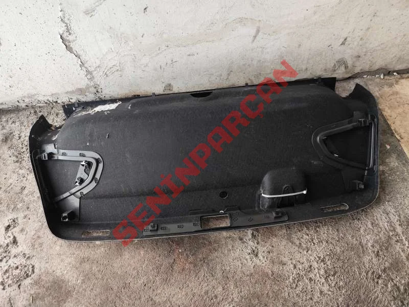 8W5867975M - BAGAJ KAPAĞI KAPLAMASI