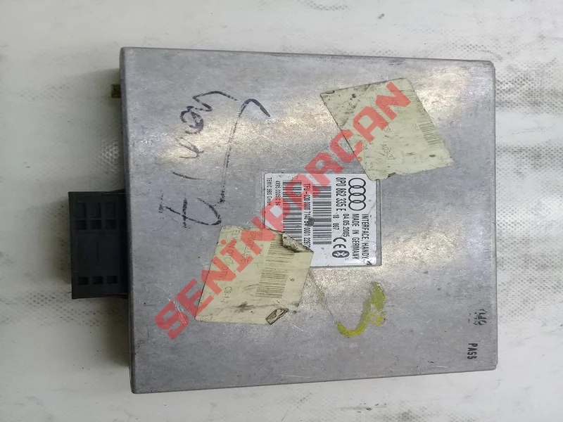 8P0862335E - ARA BİRİM KUTUSU