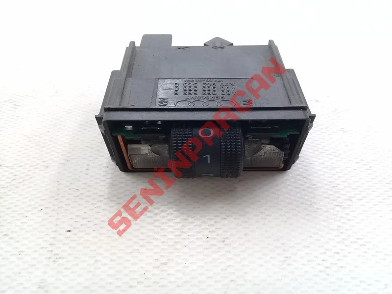 4B0963563C - KOLTUK ISITMASINA AİT