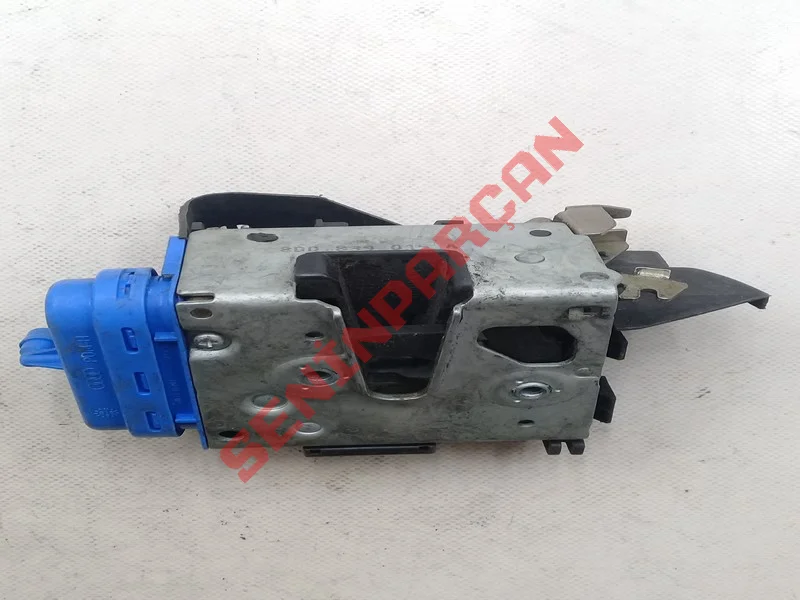 8D0839015A - KAPI KILIDI