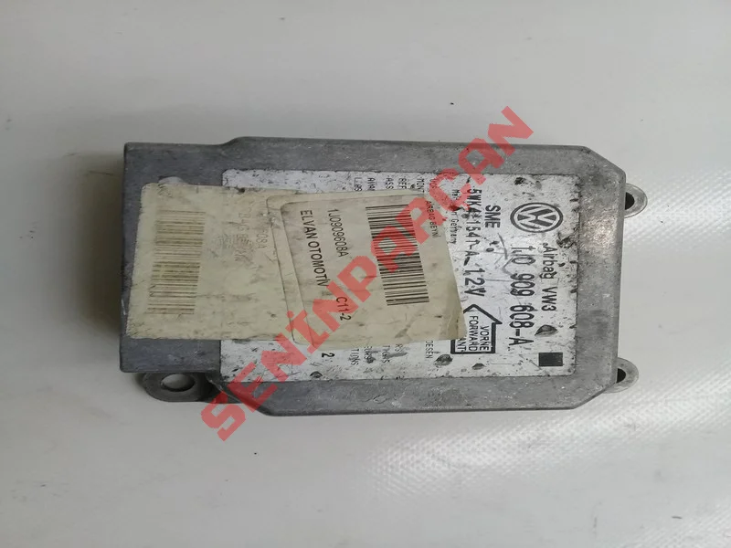 1J0909608A - SÜRÜCÜ, ÖN YOLCU VE YAN